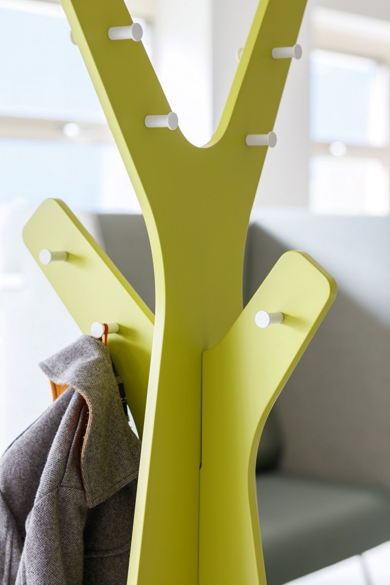 Tree coat stand Cascando
