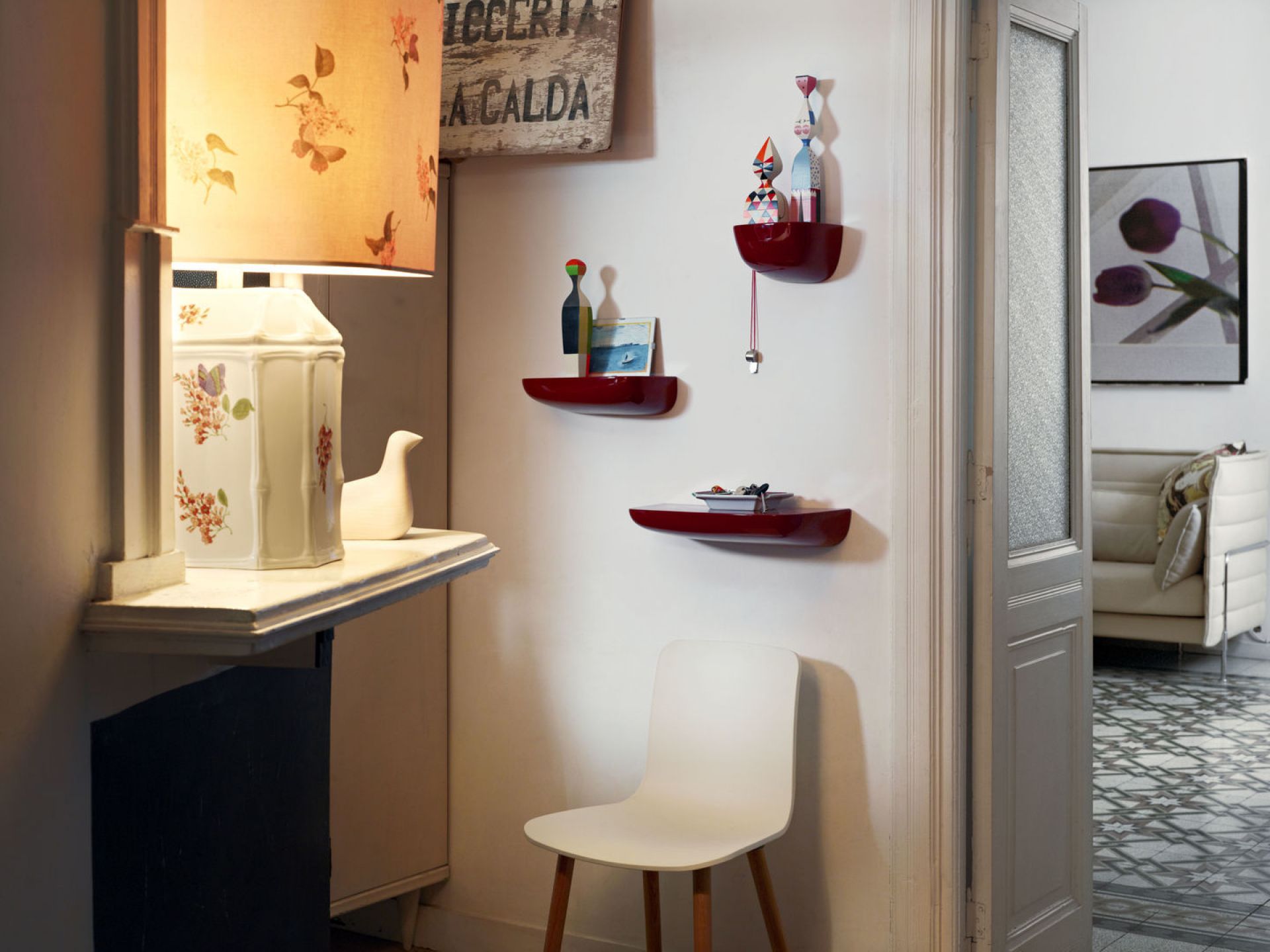 Corniches Wall board Medium Vitra Japanese red