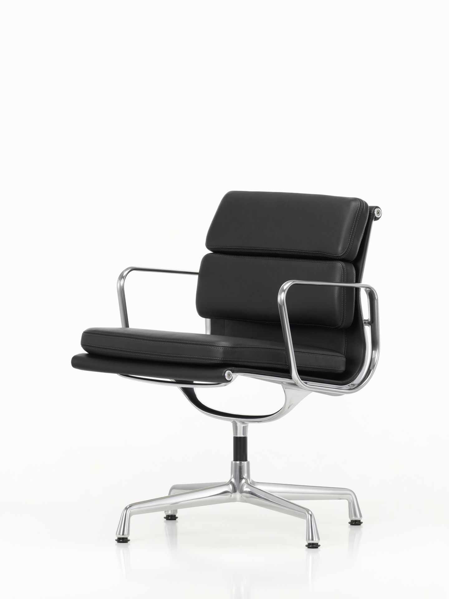 Soft Pad Chair EA207 / EA 207 Armchair Vitra