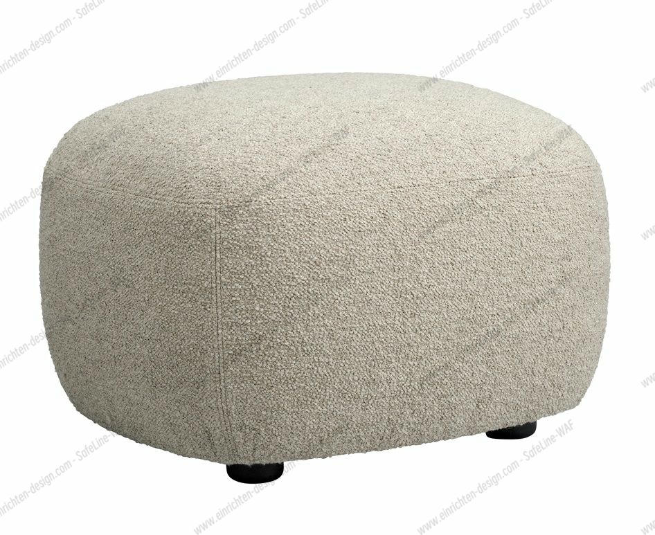 Beiger Little Big Pouf Hocker von NORR11 mit Bouclé-Bezug und kleinen schwarzen Füßen.