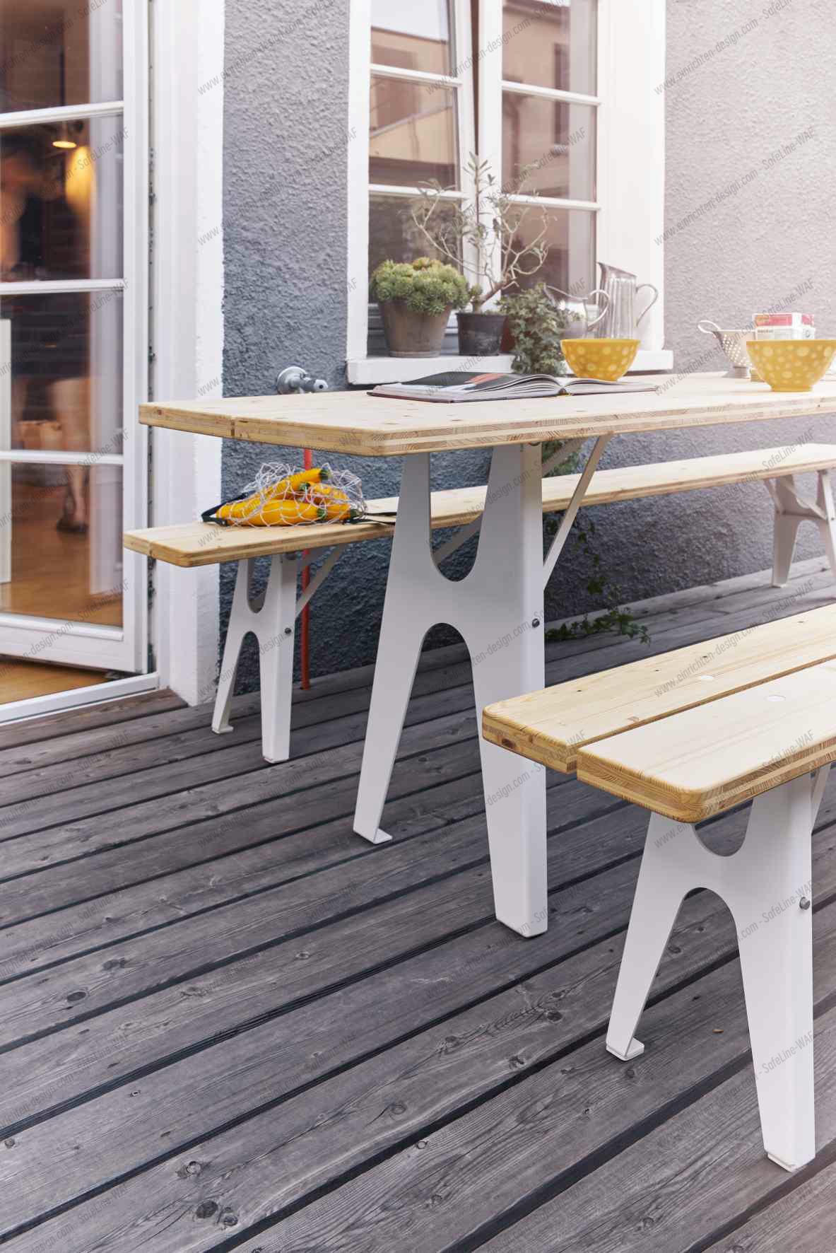 Ludwig Table Richard Lampert