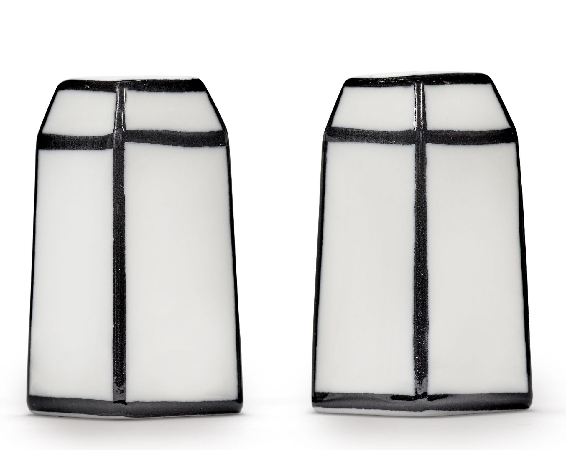 Salt & Pepper Shaker Set White/Black Carte Blanche Serax