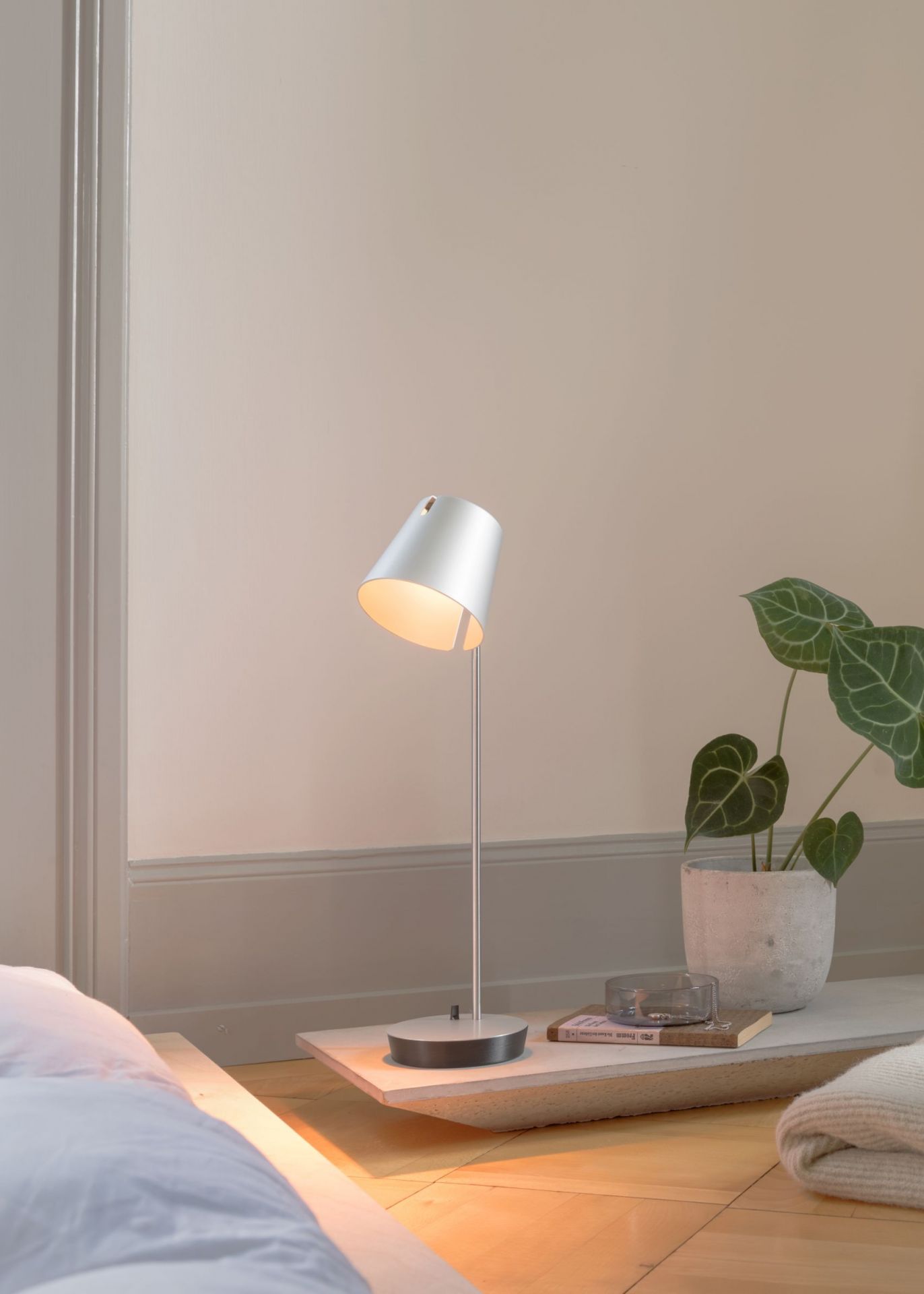 FEZ T Table Lamp Baltensweiler