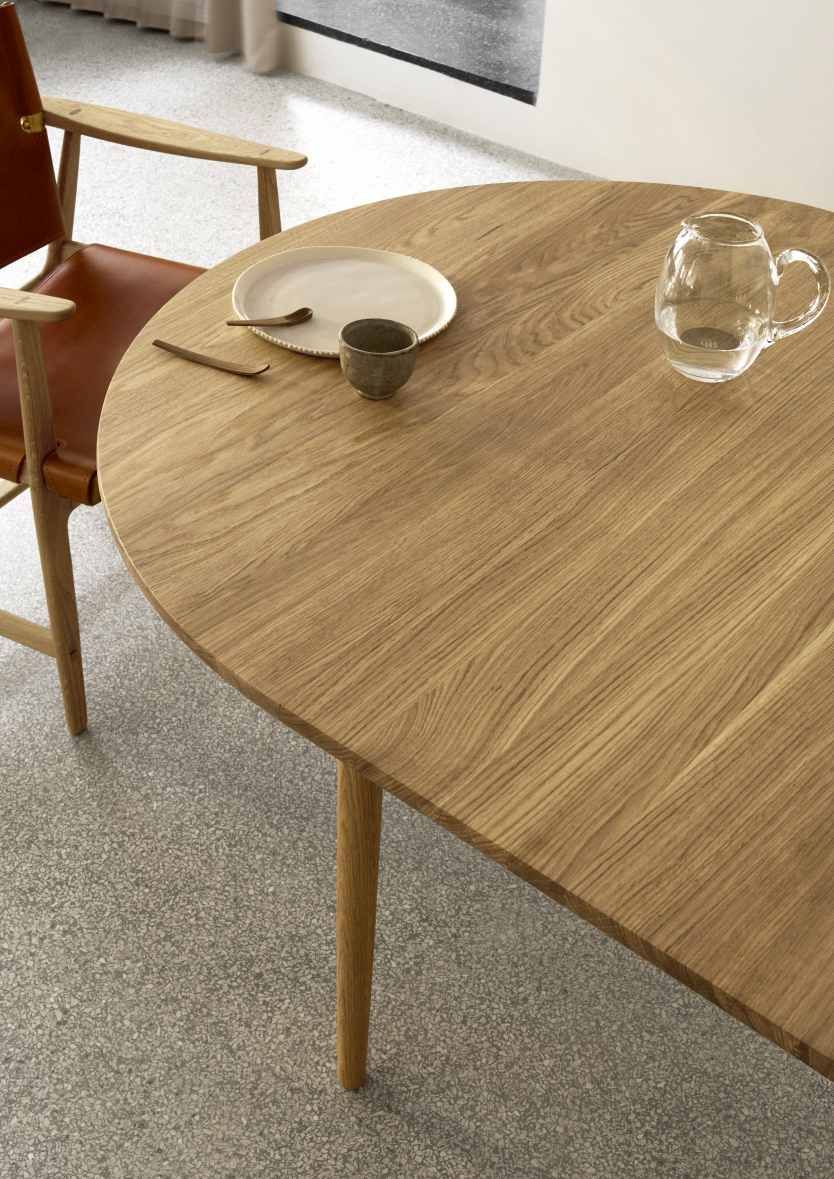 BM0121 Dining table Carl Hansen & Søn