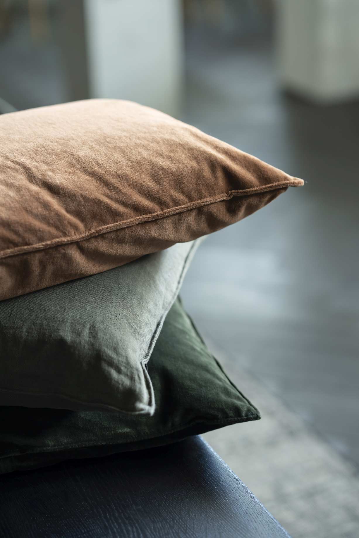 Velvet cushion 60x40 cm Ethnicraft 