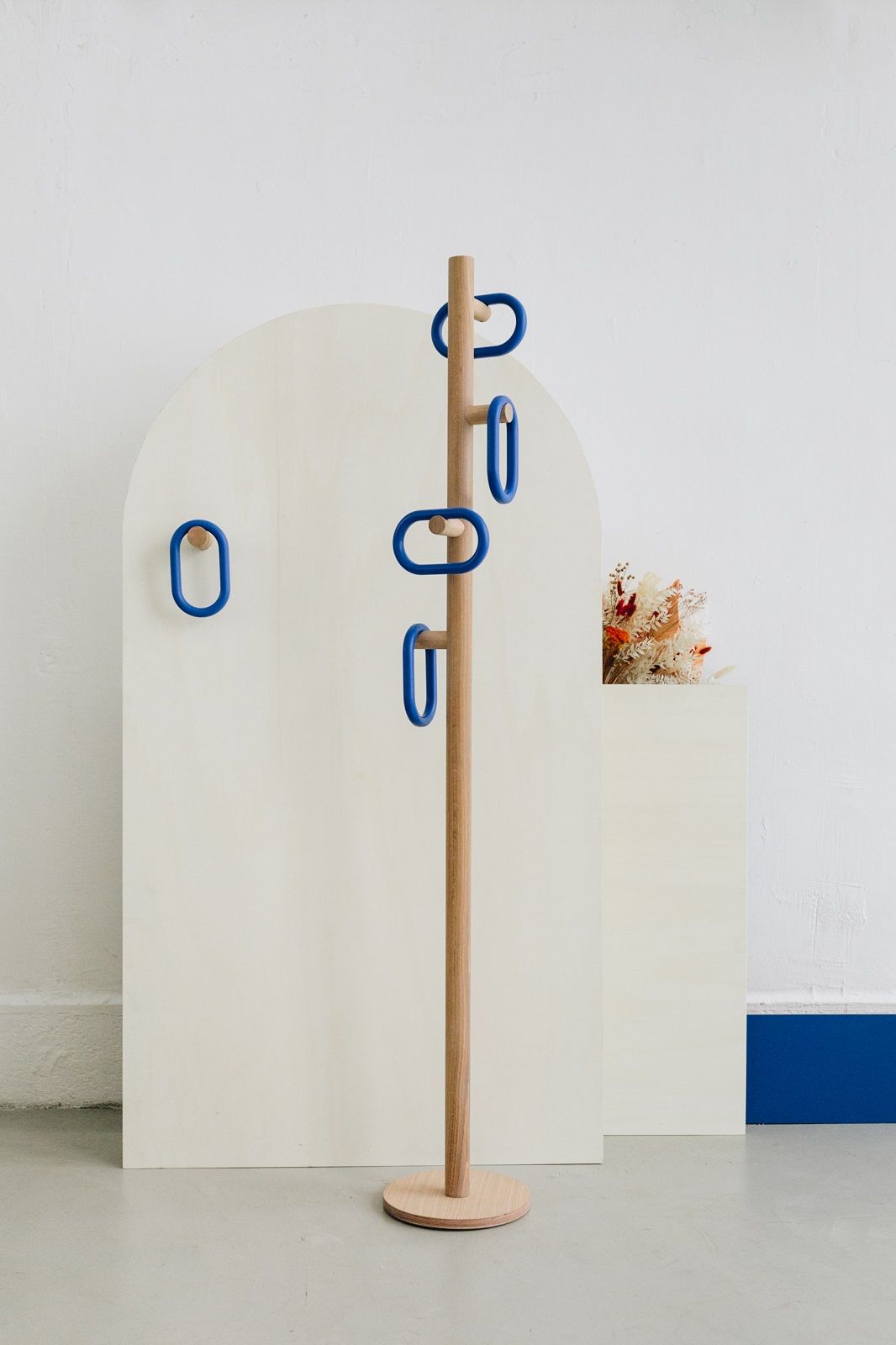 Fernand Coat Stand Hartô Oak / Black