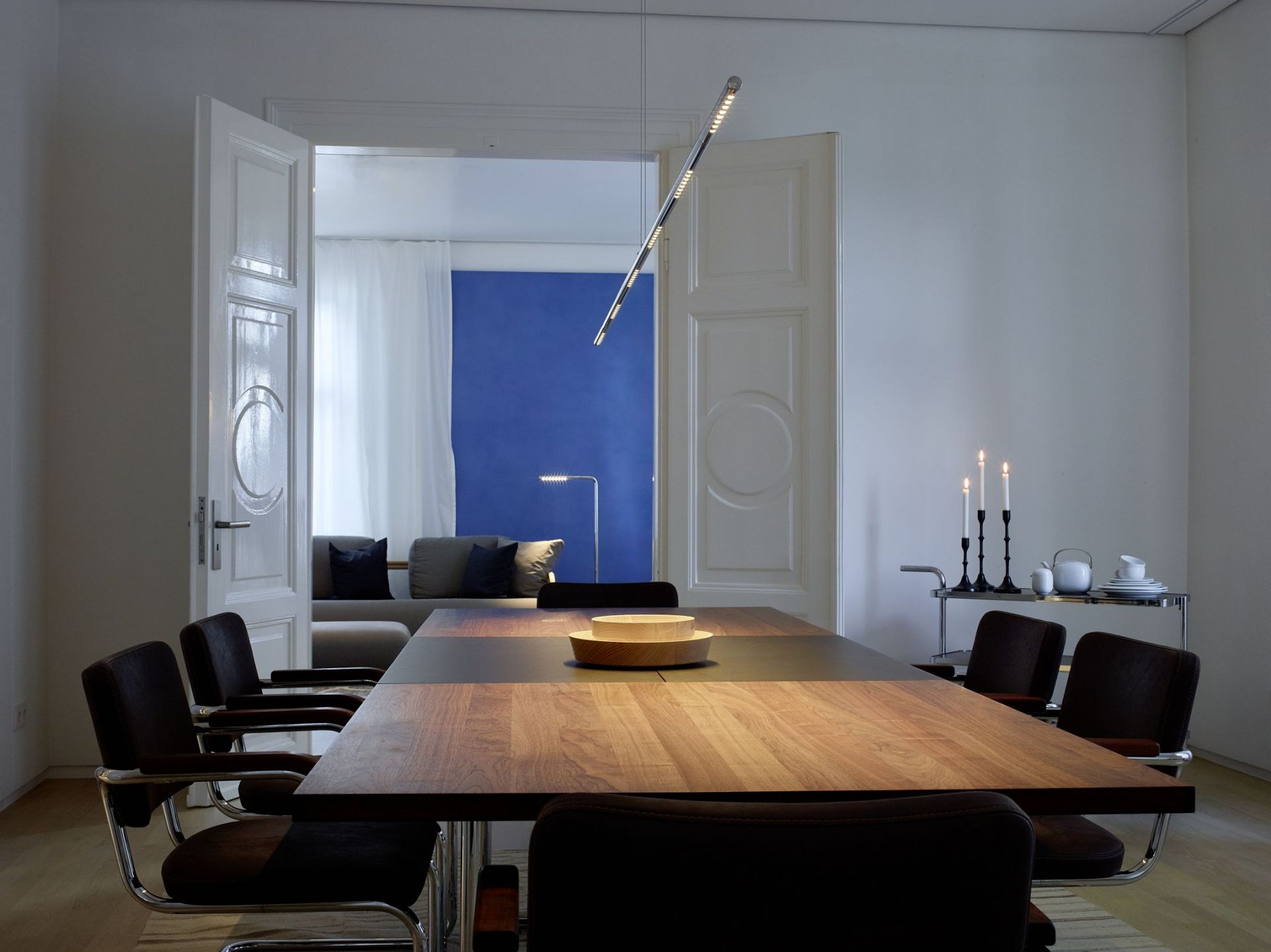LUM 195 Pendant lamp Metal chrome plated Tecnolumen