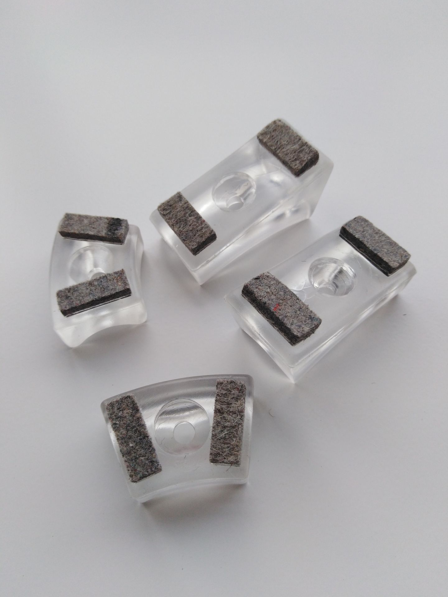Slides for cantilever chairs Thonet Plastic Slides with felt insert transparent