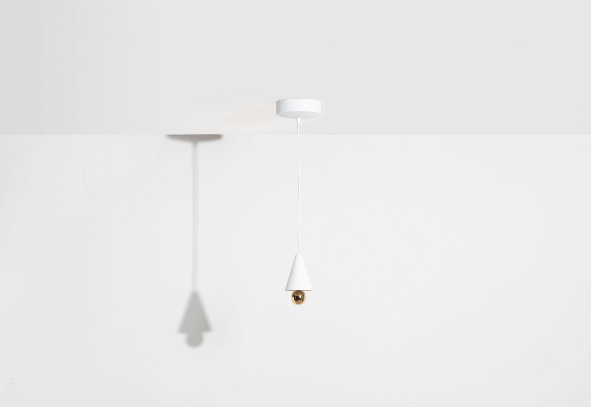 Cherry Pendant light Pendant lamp XS Petite Friture White