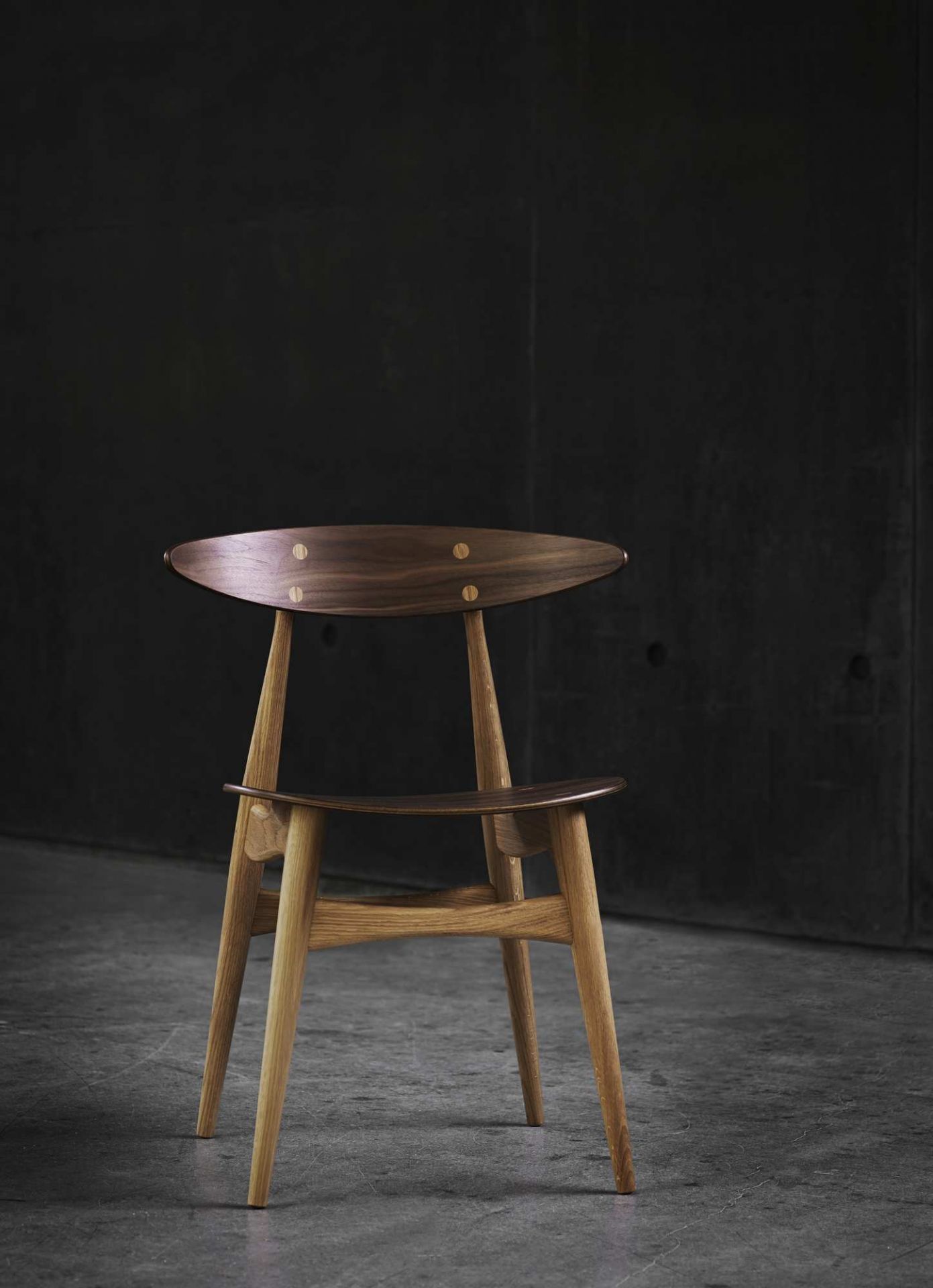 CH33 unpadded chair Carl Hansen & Søn