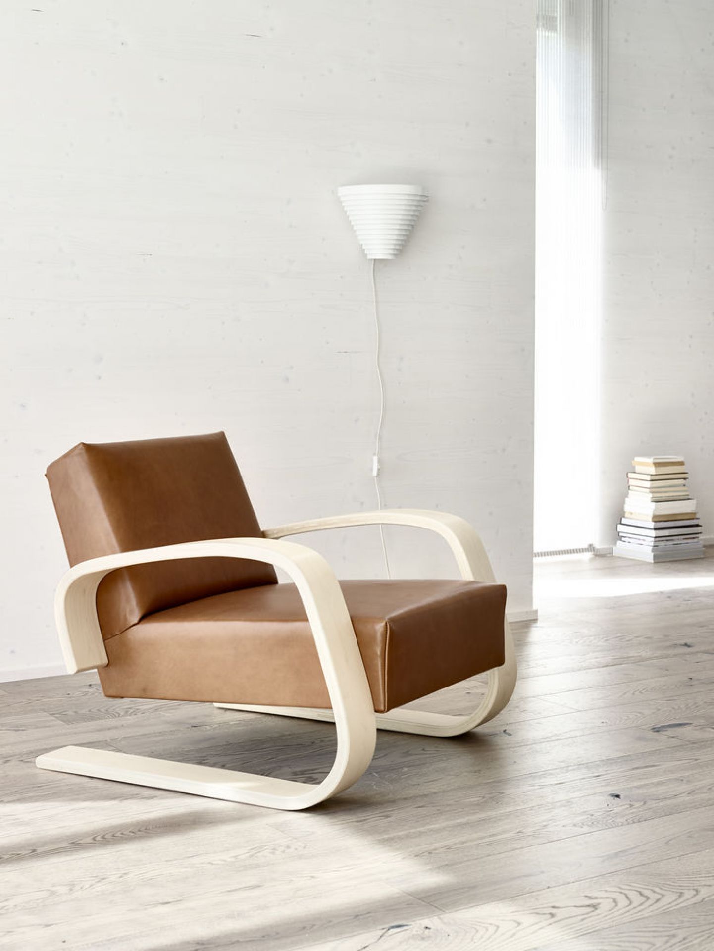 A910 wall lamp Artek