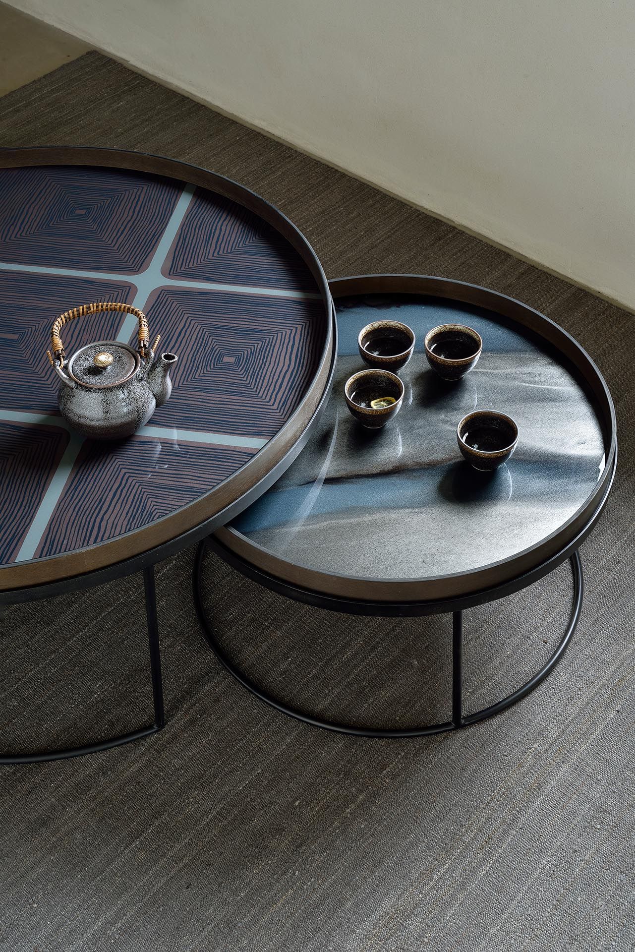Coffee Table Set of 2 Black Round L/XL Ethnicraft 