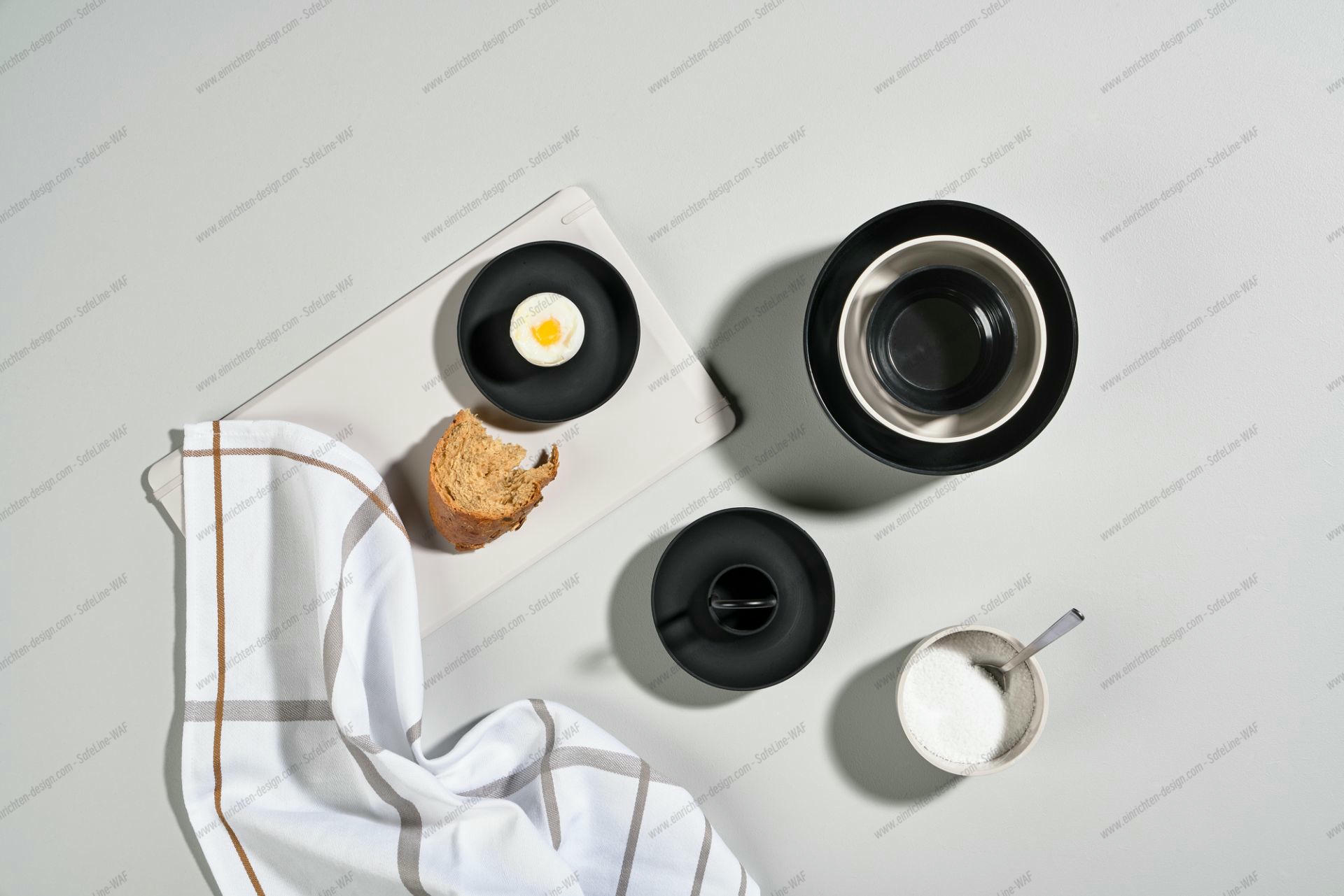 Singles egg cup with holder set of 4 Zone Denmark SINGLE PIECES
