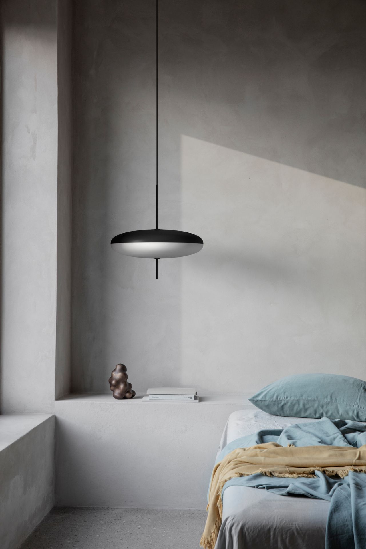 Model 2065 ceiling light Black and white diffuser Black hardware Black cable Astep SINGLE PIECE 
