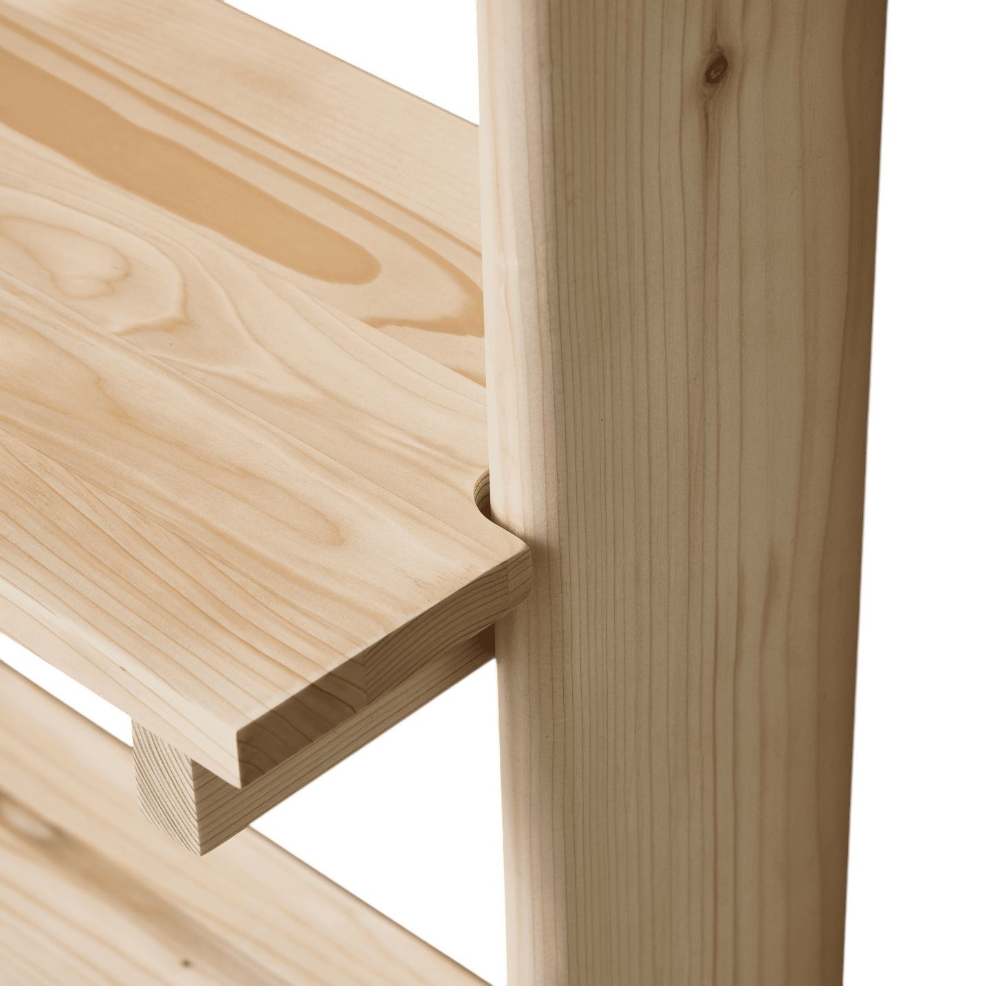 Detailaufnahme vom Beam Wandregal mit 5 Fächern von Form & Refine aus hellem, unbehandeltem Holz.