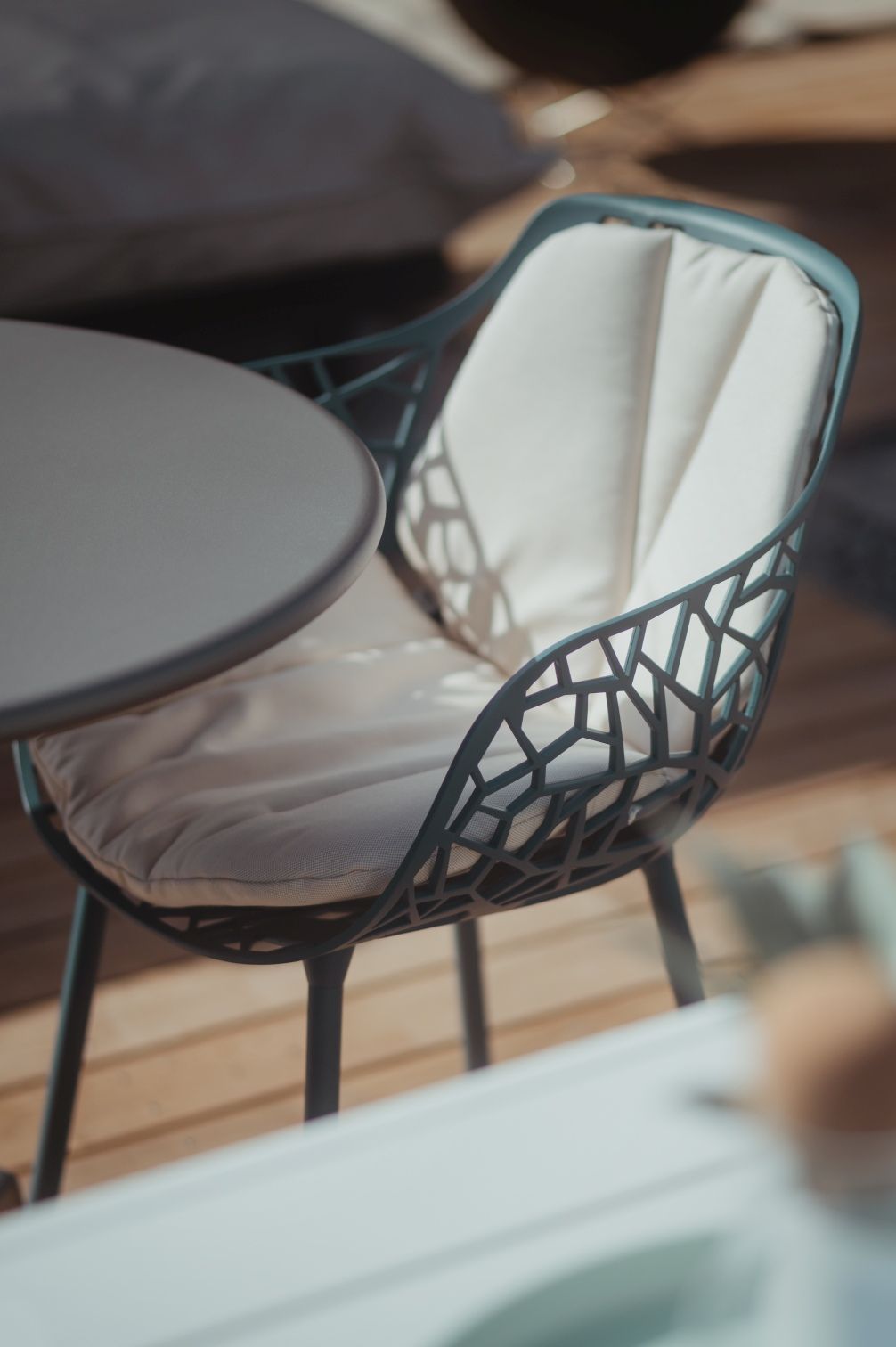Forest Outdoor Armchair Fast powder gray