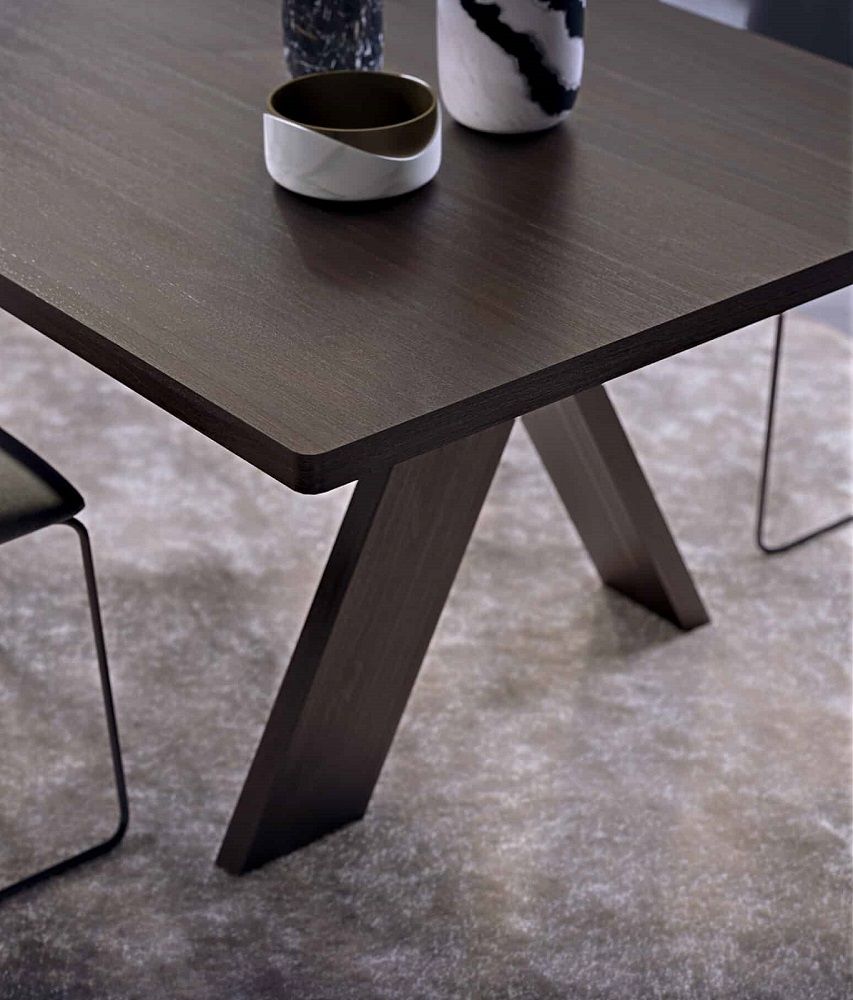Artful Wooden Table Segis 