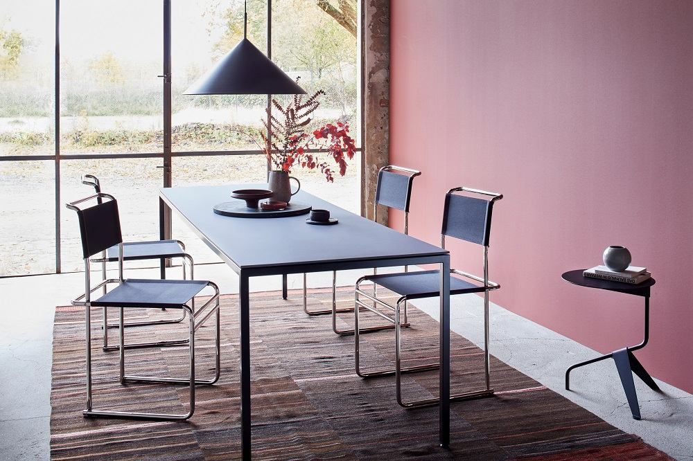 B40 Chair with Bauhaus Harness Tecta