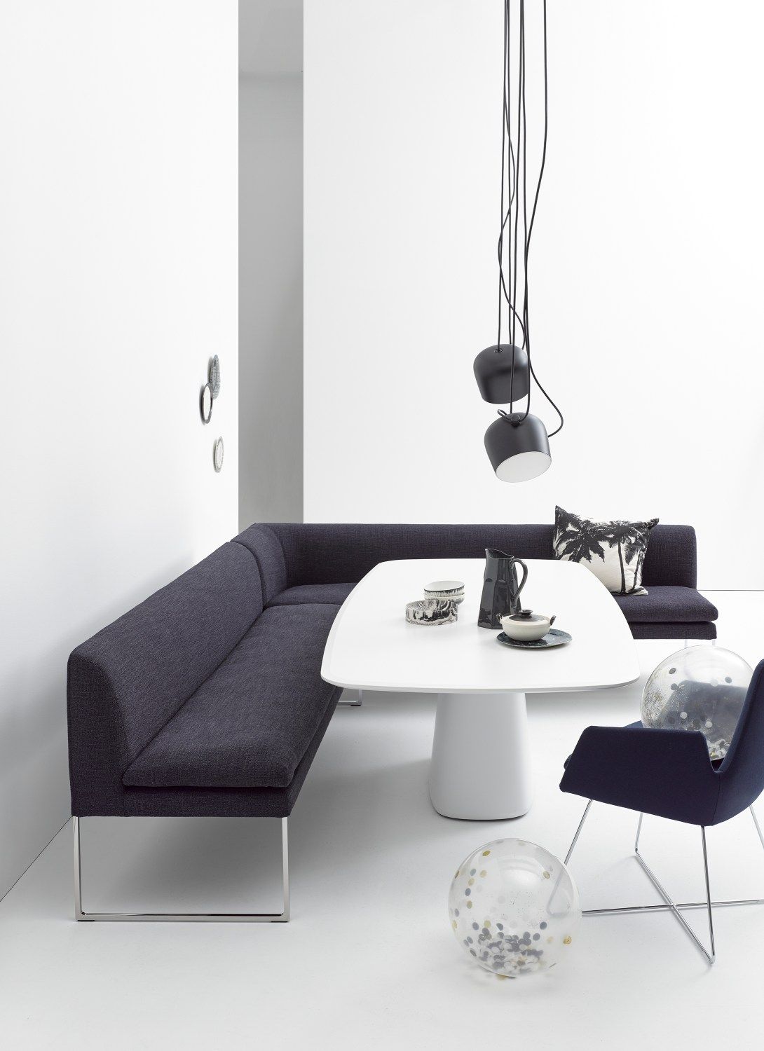Mell Upholstered Bench Cor
