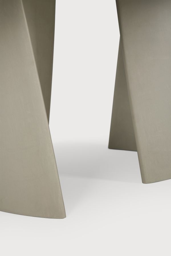 Canyon dining table outdoor concrete Ethnicraft