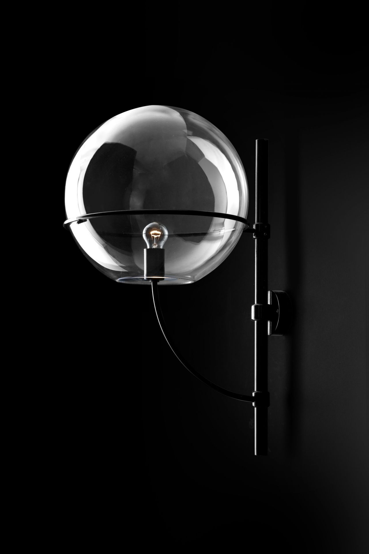 Lyndon 160 Outdoor Wall lamp Oluce 53 cm