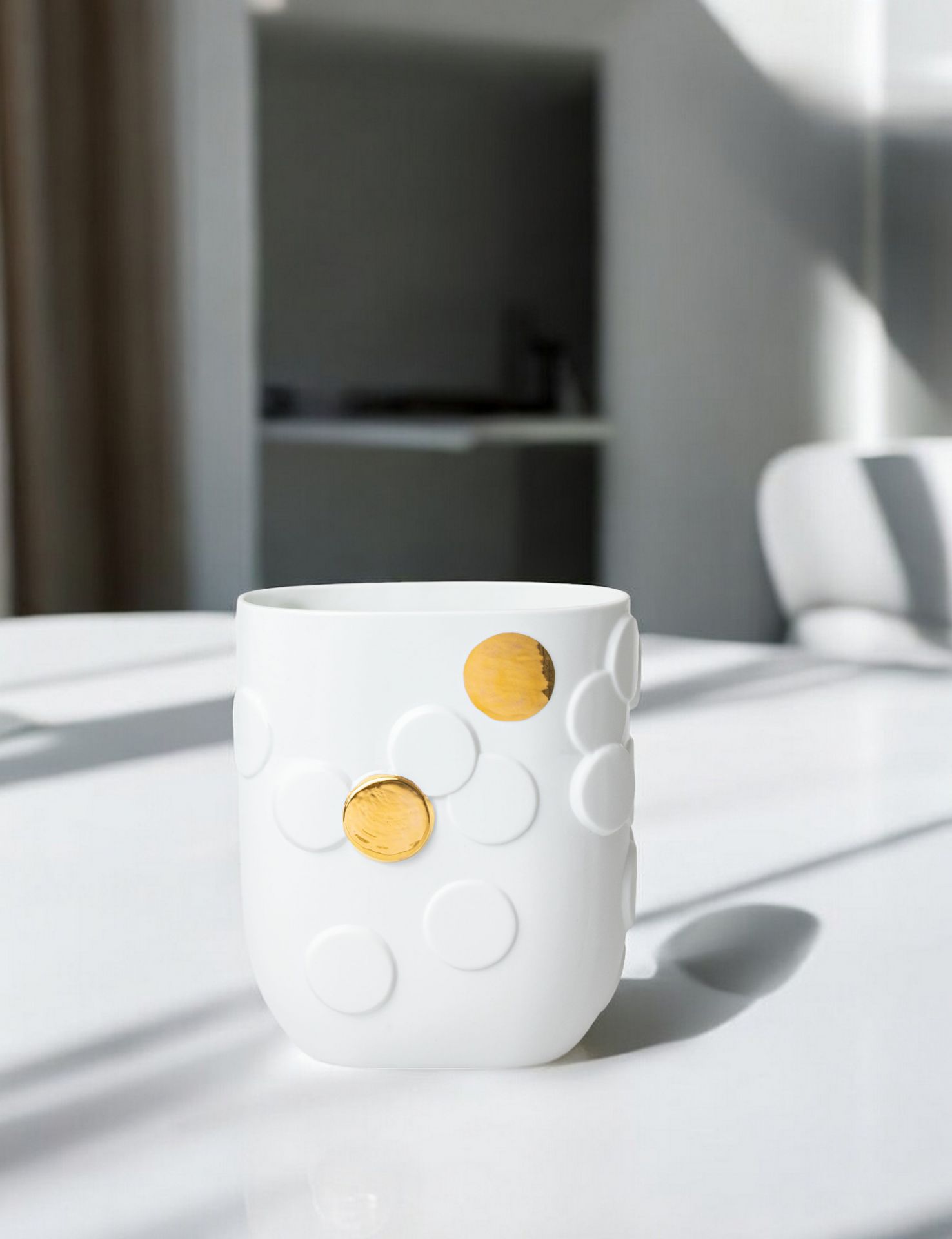Golden dot vase Räder