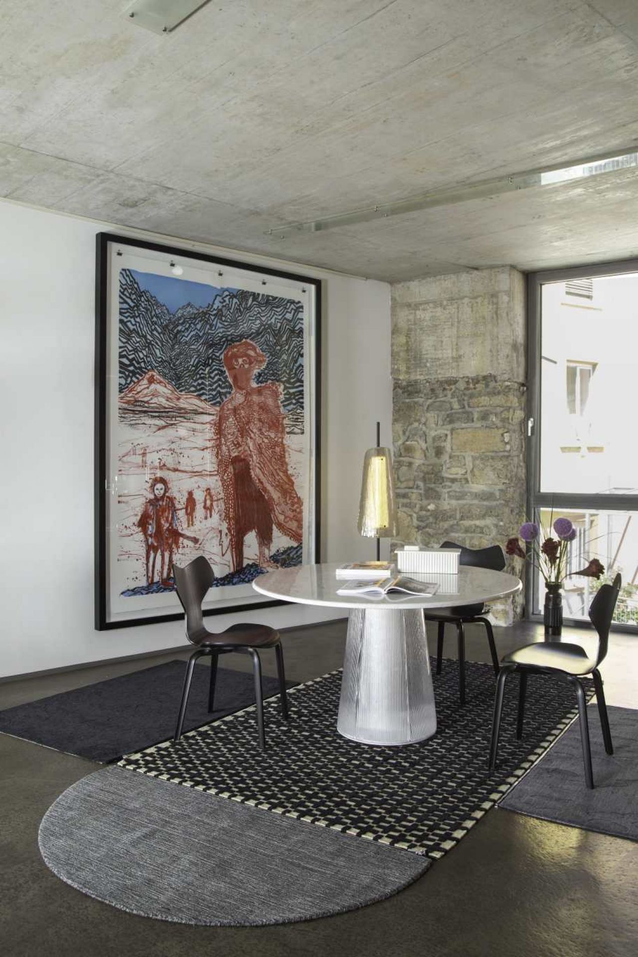 Bent Dining Table Medium Pulpo