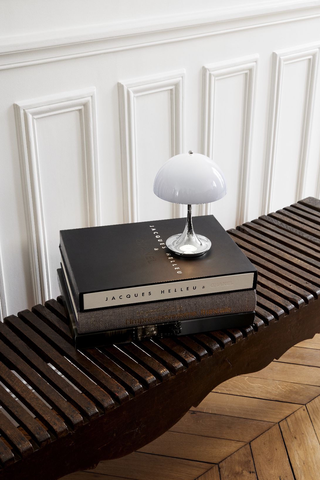 Panthella 160 Portable V3 rechargeable LED table lamp indoor/outdoor Louis Poulsen Opal blue-grey