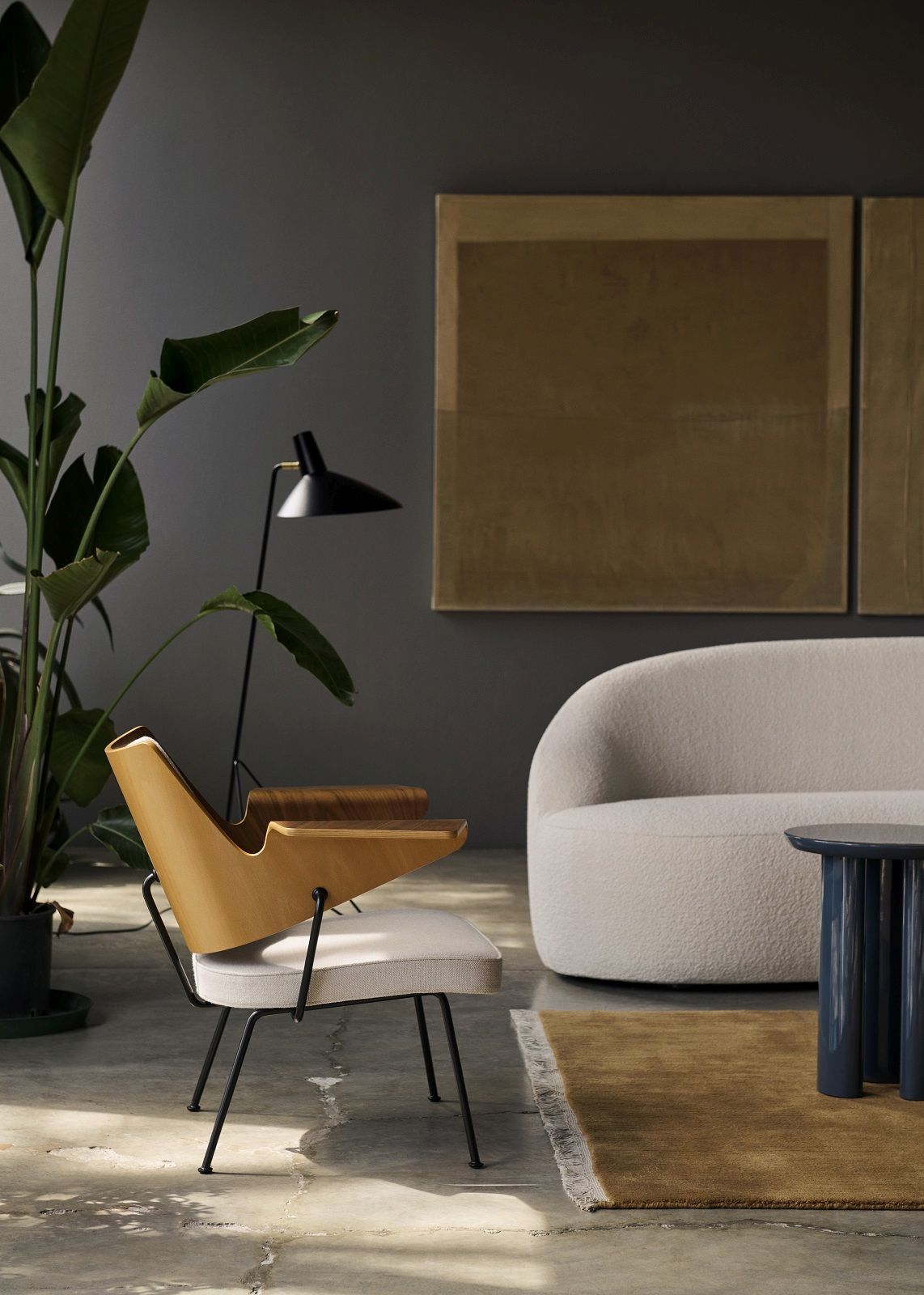 Margas LC4 Sofa AndTradition