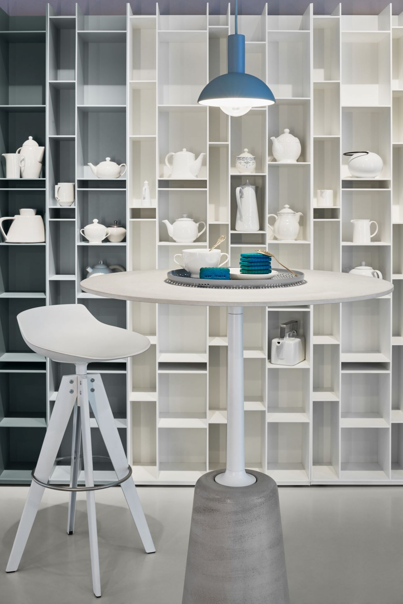 Rock Table Bar Table Concrete MDF Italia