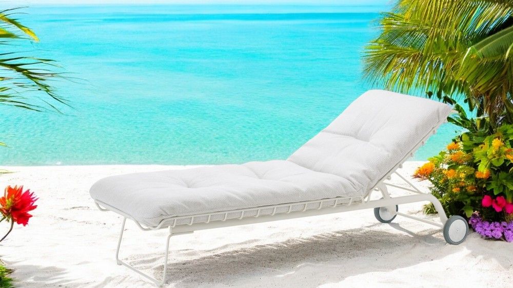Leyasol Sun Bed Indoor / Outdoor Sun Lounger Freifrau Manufaktur 