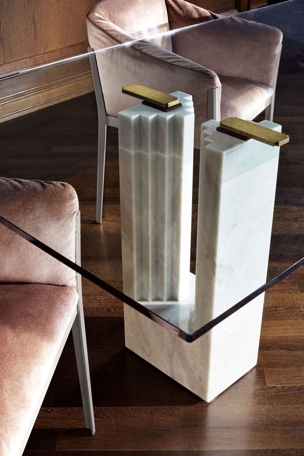 W04 Delfi Dining table Cassina