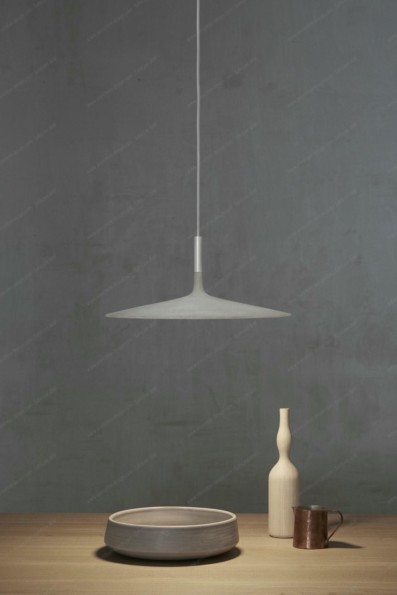 Aplomb Large LED Pendant light Foscarini White