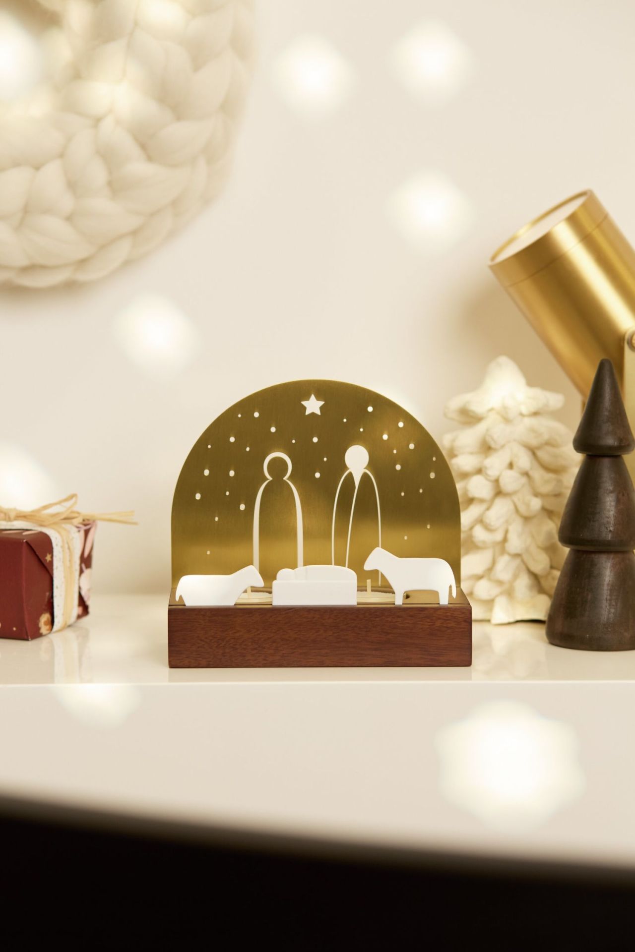 Light object Nativity scene Wheels