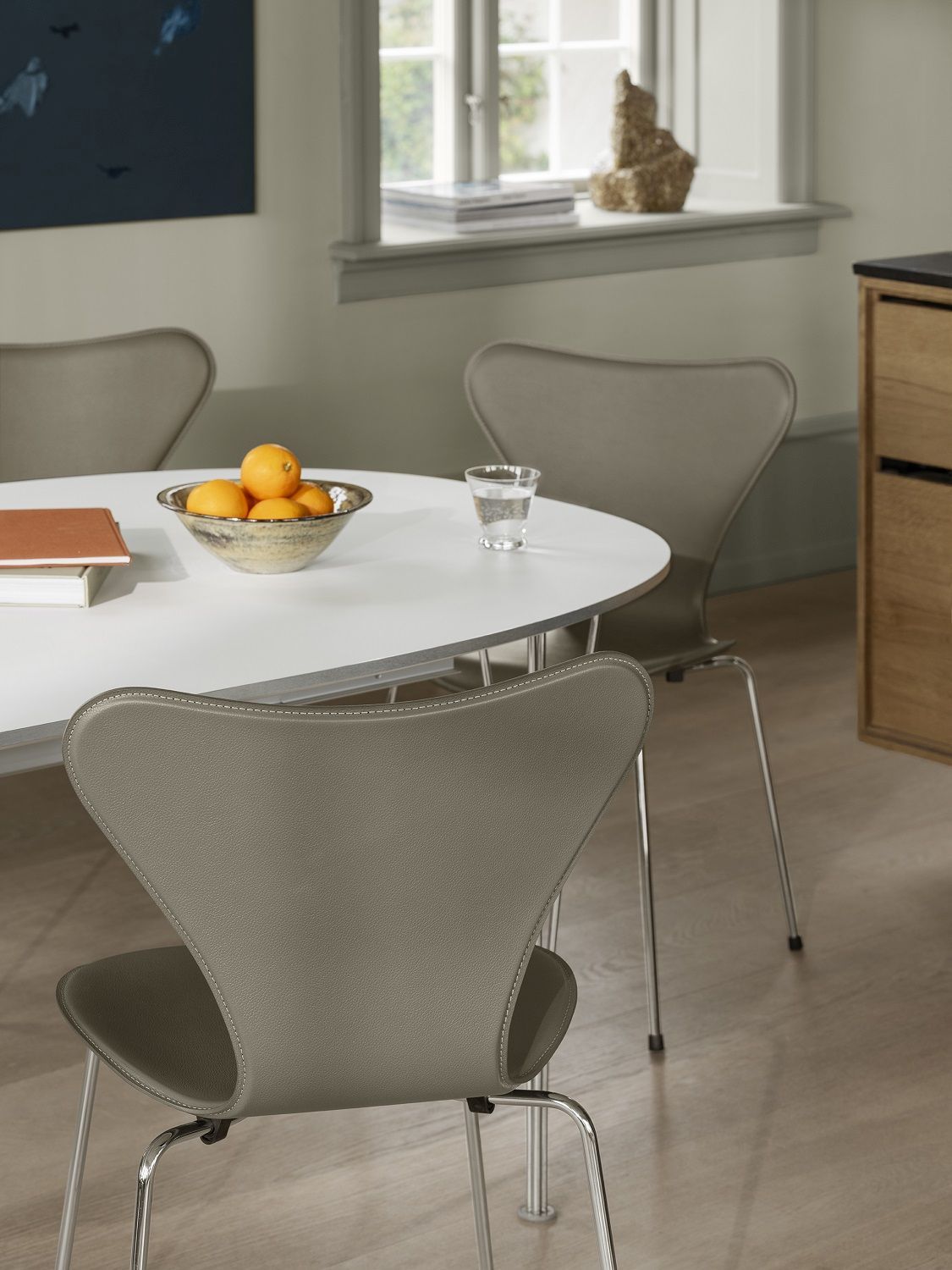 Seven / Series 3107 Tailored chair Fritz Hansen