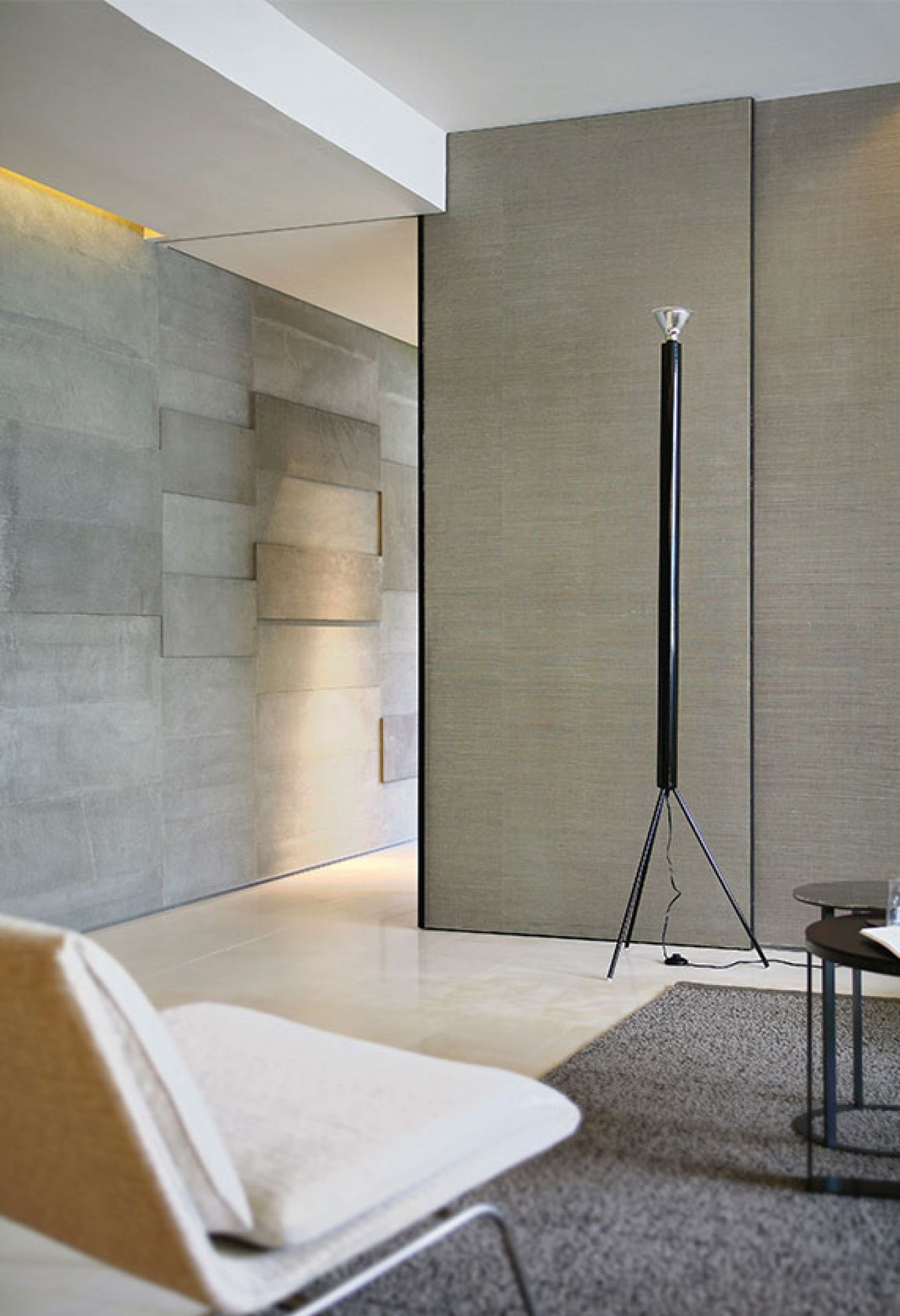 Luminator floor lamp Flos