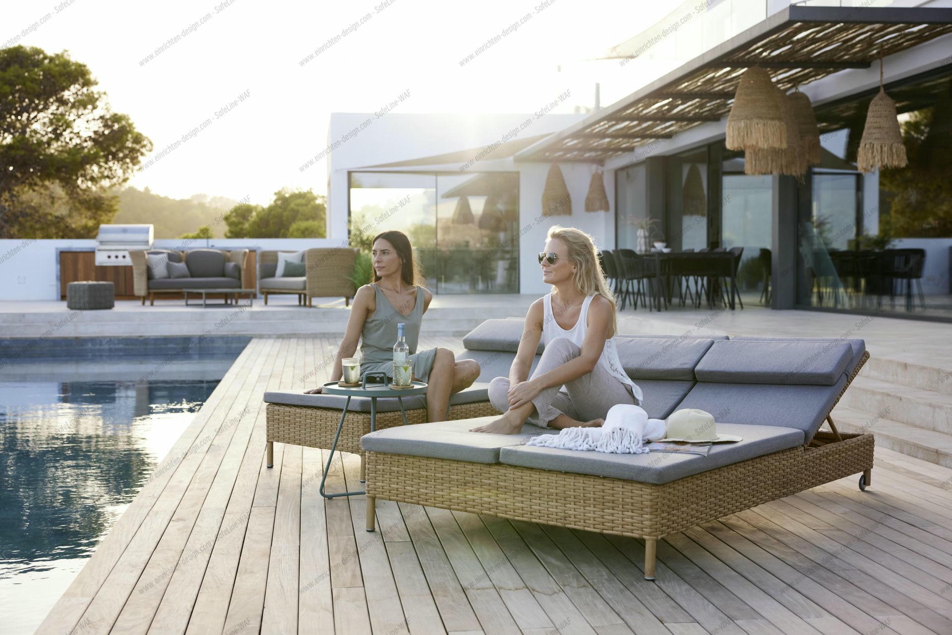 Rest Outdoor Double Sunbed Cane-Line