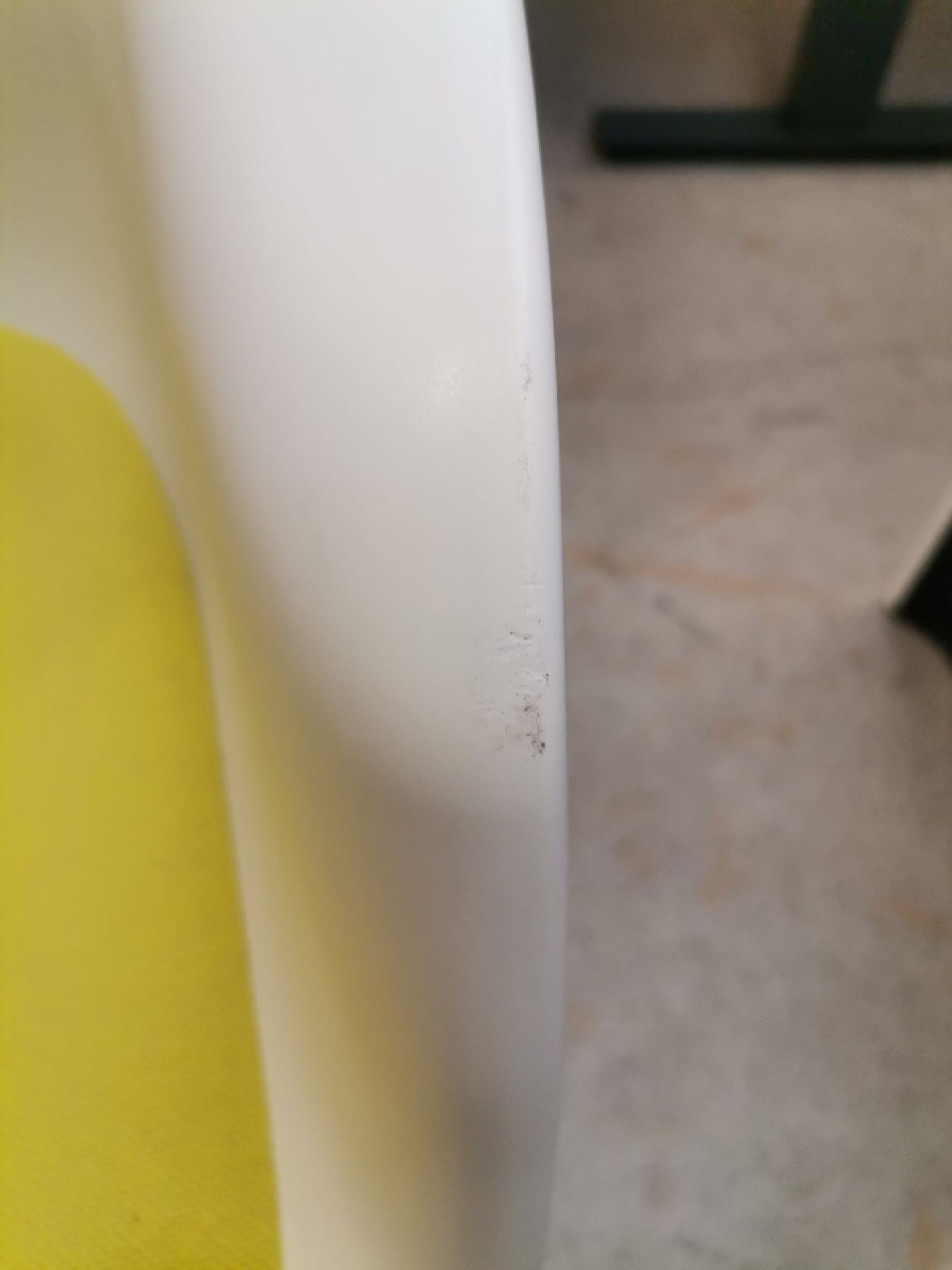 Eames Plastic Arm Chair DAR chair with seat cushion green / yellow Vitra IMPERFECT ITEMS