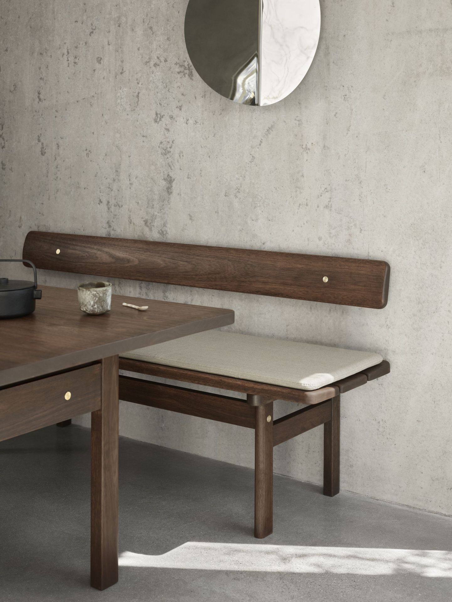 Asserbo Series Table Dark Oiled Eucalyptus Carl Hansen & Søn