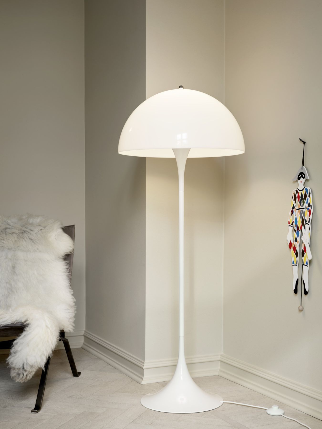Panthella floor lamp Louis Poulsen
