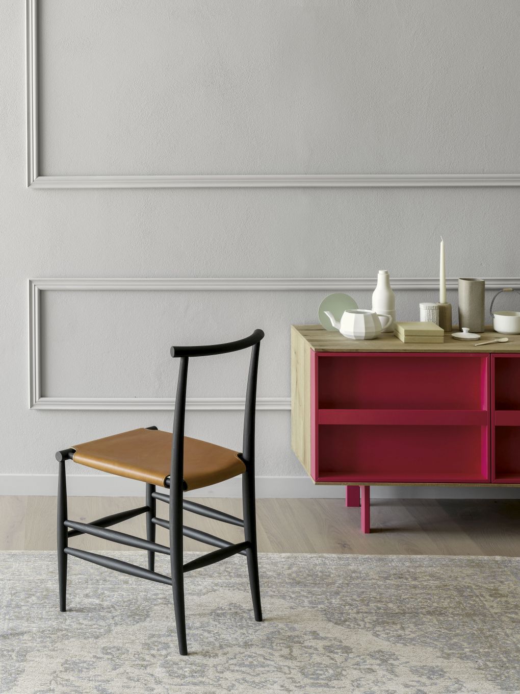 Pelleossa Chair black - straw Miniforms
