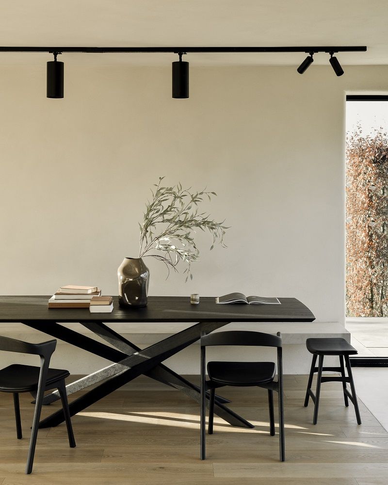 Mikado Dining table rectangular Oak black Ethnicraft