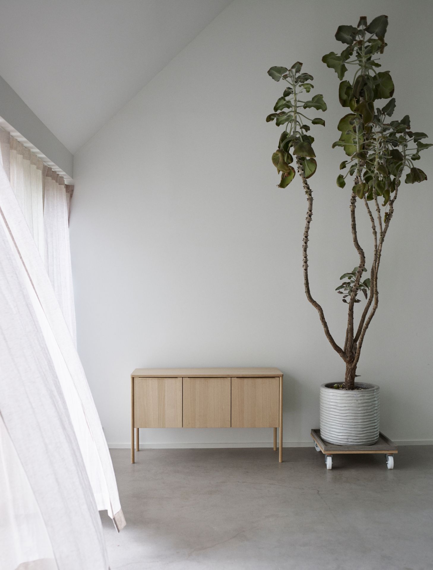 Jut Cabinet Sideboard Oak FSC Mix Skagerak