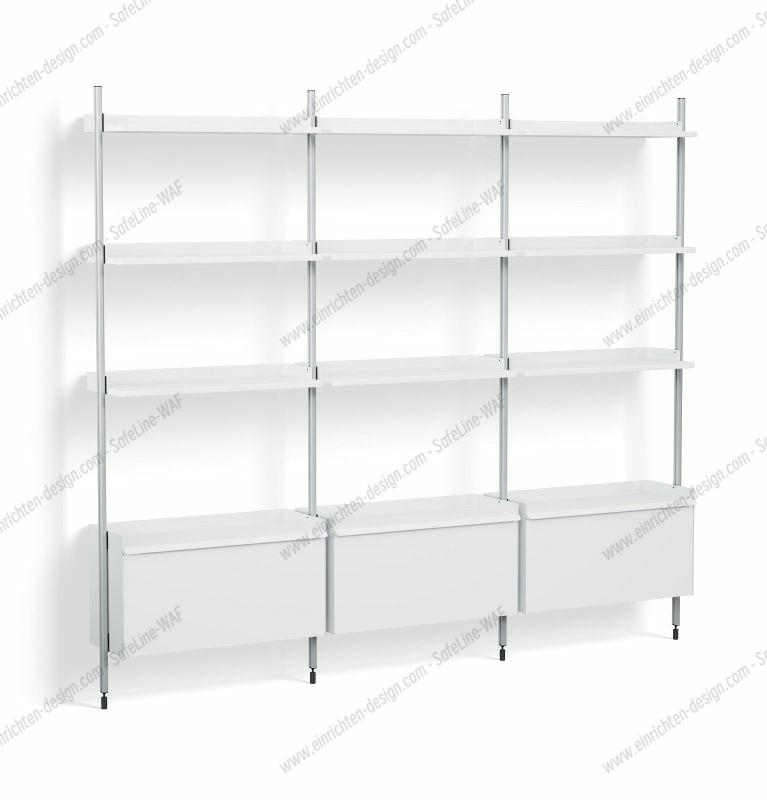 Weißes Hay Pier System Regal mit drei Säulen und Aluminiumrahmen für Wohnzimmer und Büro.