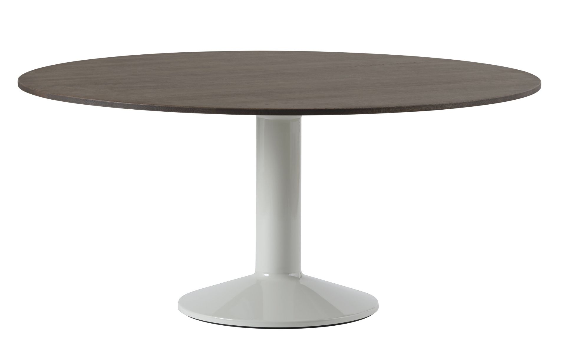 Muuto MIDST Table Esstisch mit runder, brauner Tischplatte und weißem, trompetenförmigem Fuß auf weißem Hintergrund.