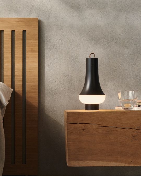 Tomoshi Portable rechargeable lamp / table lamp Louis Poulsen