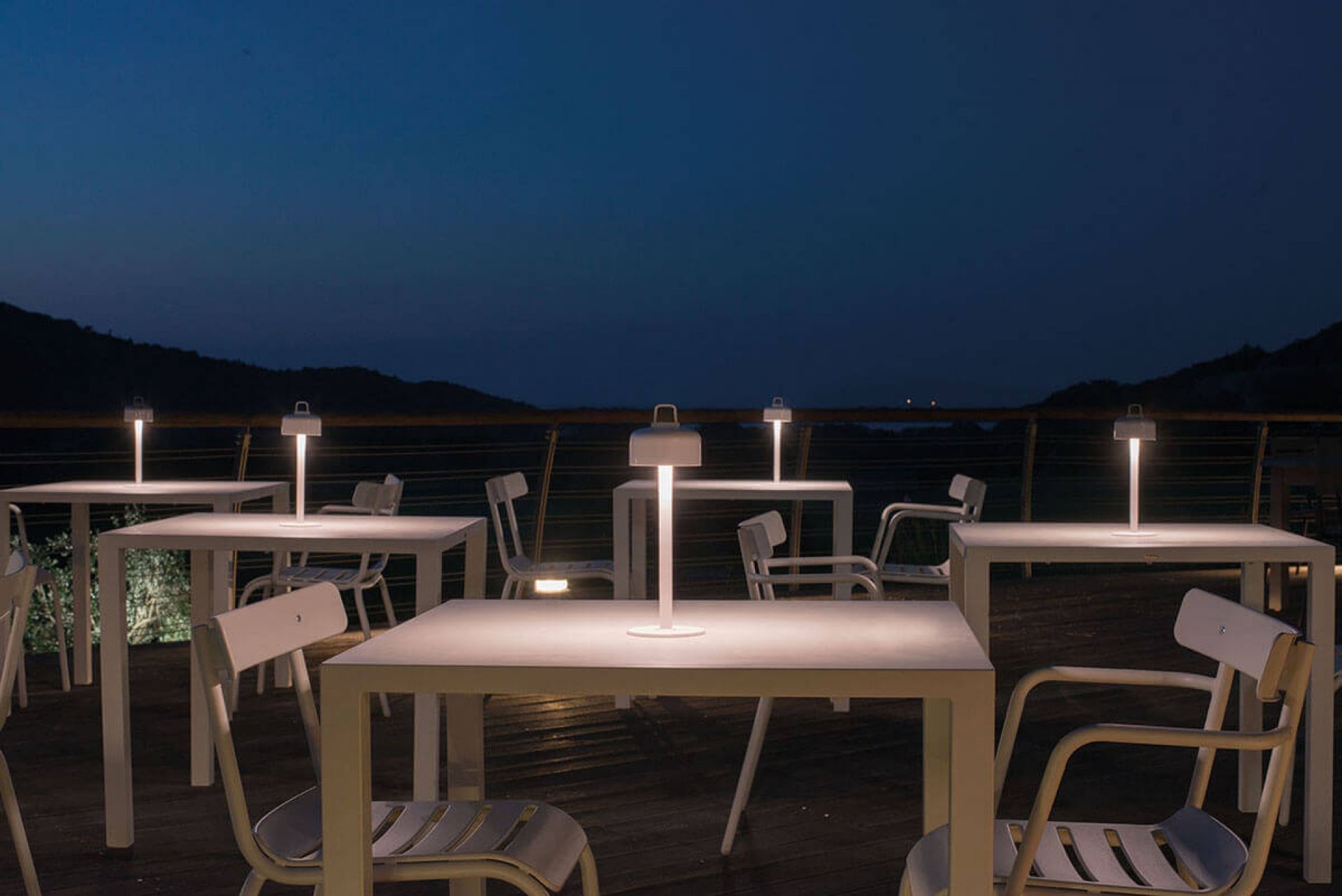 Luciole Outdoor lamp small Emu