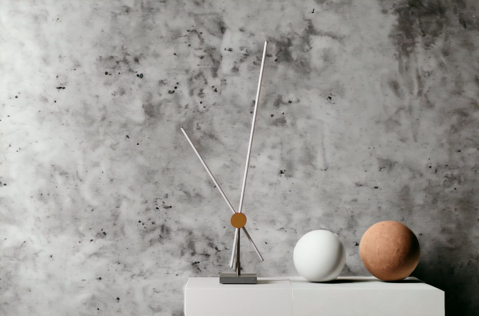 Eitie 075 Table Table lamp Cassina