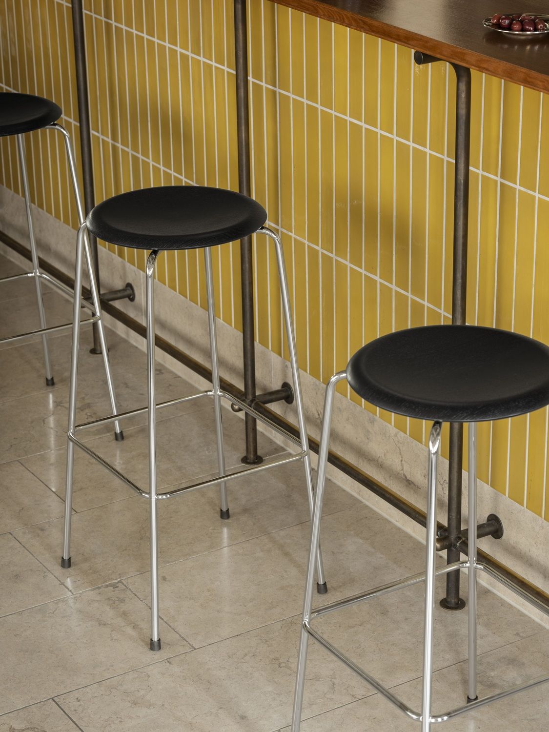 High Dot Barstool High Fritz Hansen