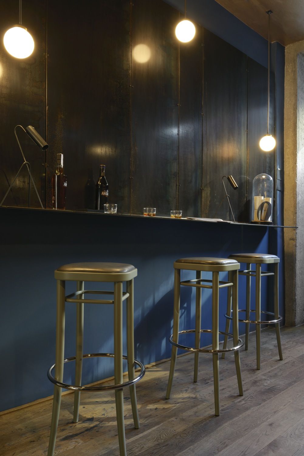 Vienna 144 Bar stool with plywood seat Wiener GTV Design
